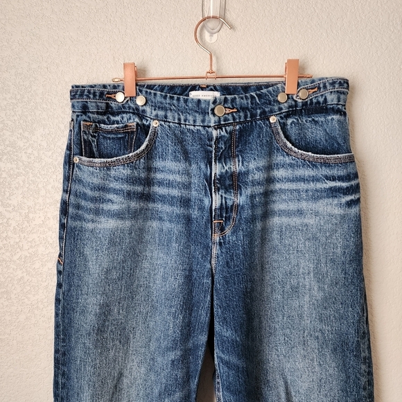 GOOD‎ AMERICAN 90s straight leg high rise ripped knee edition size 8/29 Blue696 - Picture 4 of 7